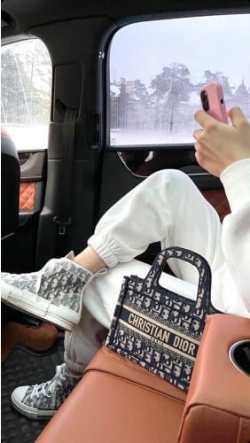 💕 디* 북도트미니백