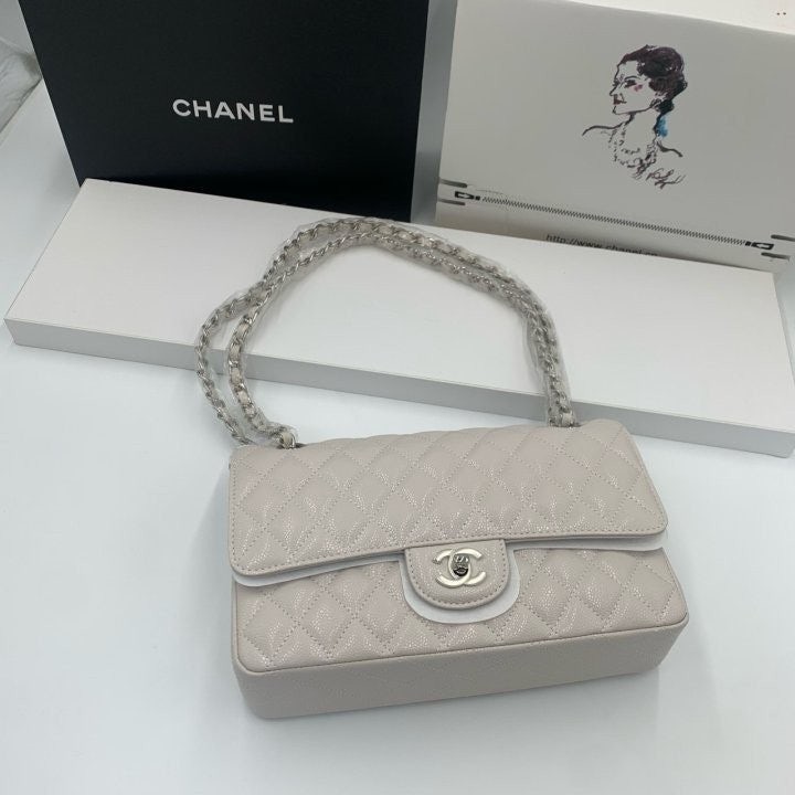 💕 샤* 클래식 캐비어 크림 은장