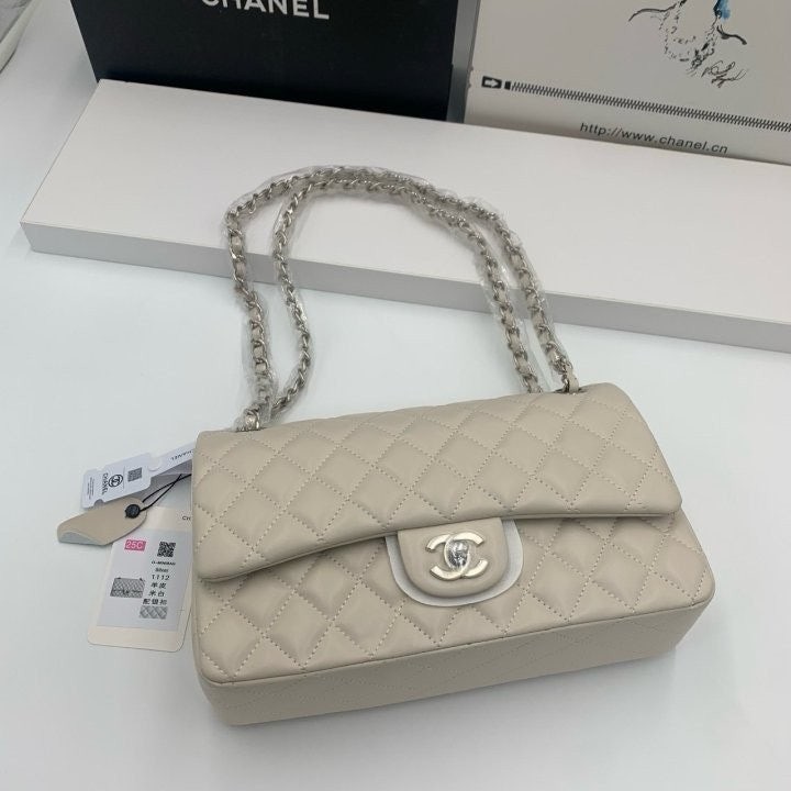 💕 샤* 클래식 램스킨 크림 은장