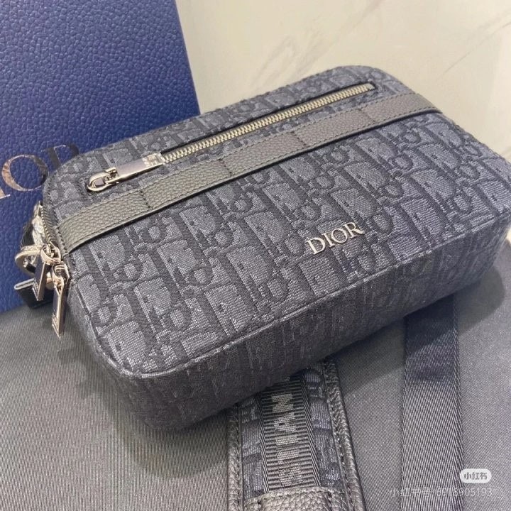 💕 디* 오블리크 크로스백