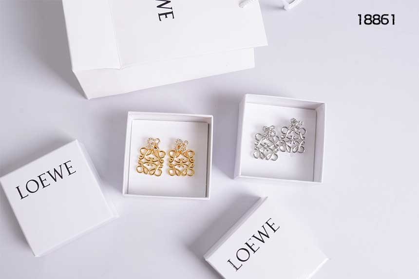 🔆 [LOEWE] 로에베 아나그램 로고 쥬얼리 이어링 🔆