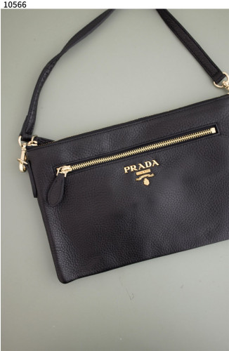 #프라다 [PRADA] 프라다 스몰 숄더백 신상입고💢 #가방 #10566