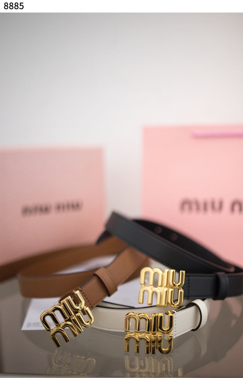 #미우미우 [MIU MIU] 미우미우 금장 로고 벨트 신상입고💢 #벨트 #8885
