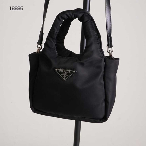 🔆 [PRADA] 프라다 소프트패딩 리나일론 미니백 🔆