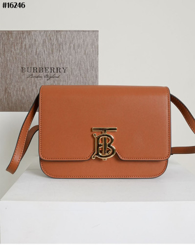 🔆 [BURBERRY] 버버리 TB 스몰 레더 크로스 백 🔆