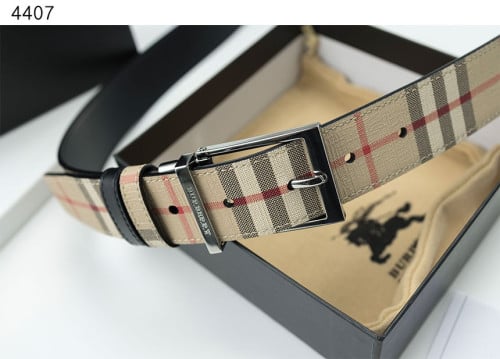 #버버리 [BURBERRY] 수입프리미엄급 버버리 소가죽고급 클래식 노바체크 양면벨트 신상입고💢 #테그 #벨트 #4407