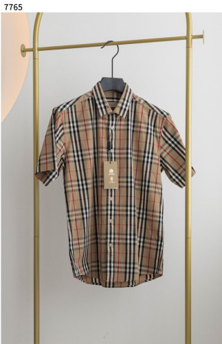 #버버리 [BURBERRY] 캑스턴 빈티지 체크 포플린 코튼 반팔 셔츠 신상입고💢 #상의 #셔츠 #7765