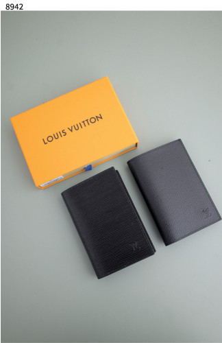 #루이비통 [Louis Vuitton] 수입고급 루이비통 멀티플 여권지갑 신상입고💢 #지갑 #8942