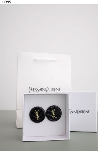 #입생로랑 [YSL] Saint Laurent 클래식 로고 블랙 귀걸이 신상입고💢 #귀걸이 #11395