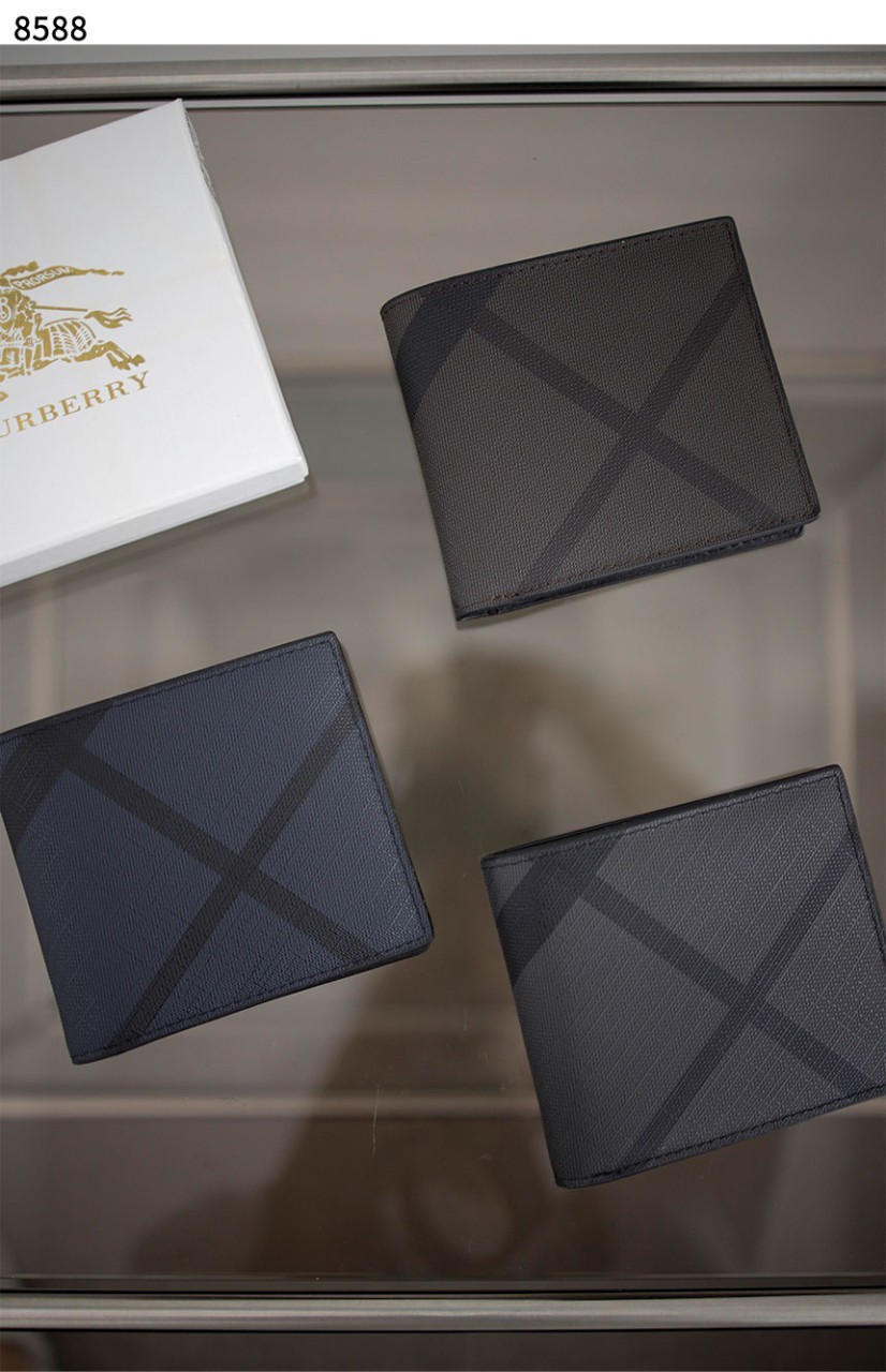 #버버리 [BURBERRY] 수입고급 BURBERRY 버버리 런던 체크 반지갑  신상입고💢 #지갑 #8588