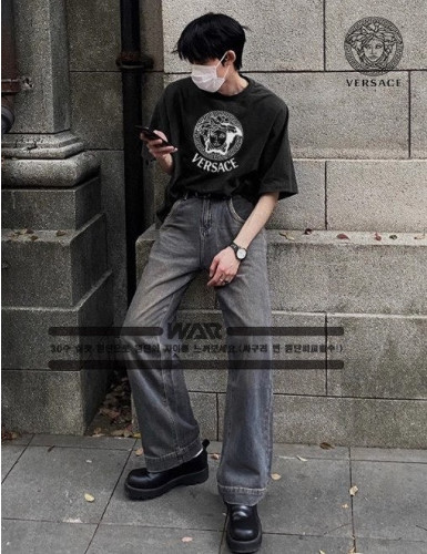 💕 베*** 메두사 원형 디자인 티셔츠