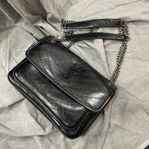 💕 생** 니키 체인 스트랩백