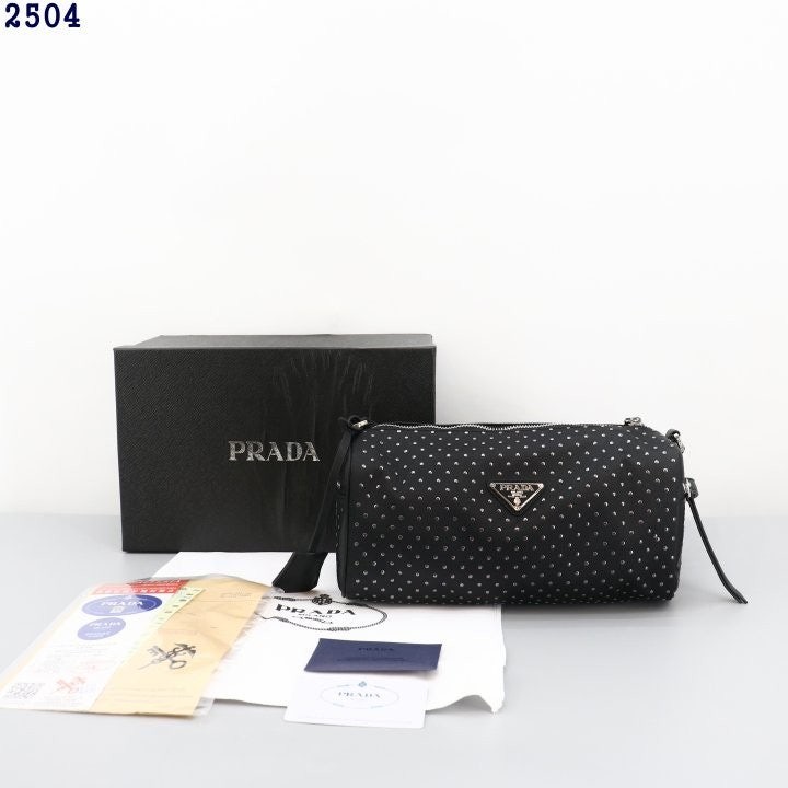 💕 프** 리나일론 백 스터드 블랙