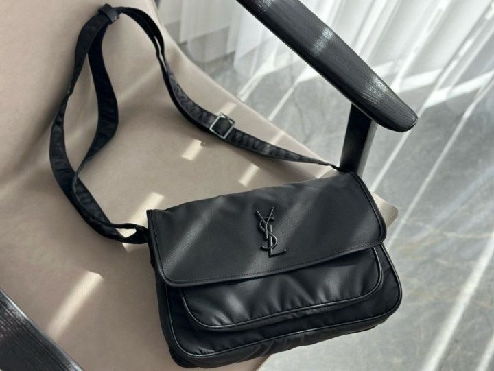 💕 생** YSL 숄더백