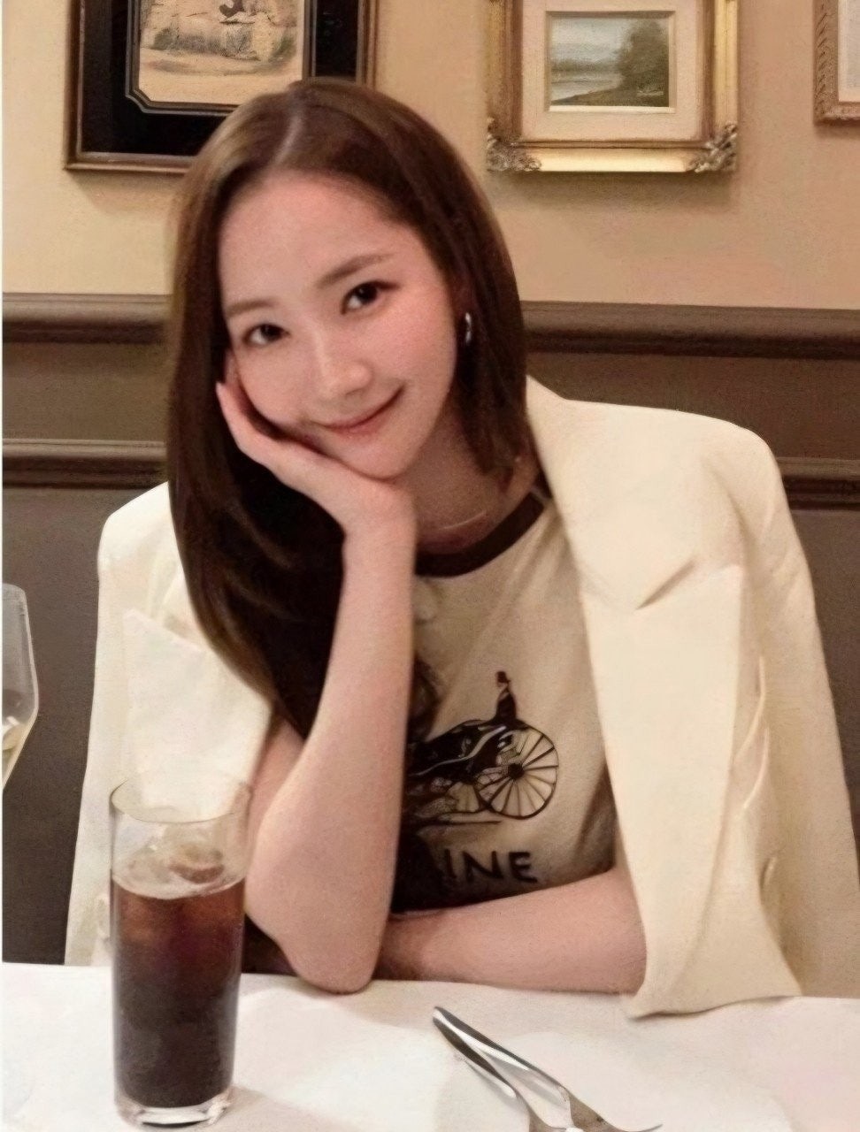 💕 셀** 마차 티셔츠