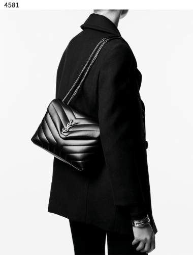 #입생로랑 [YSL] 수입프리미엄급 생로랑 퀼팅 가죽 소재 LOULOU 스몰 신상 입고💢 #태그 #가방 #4581