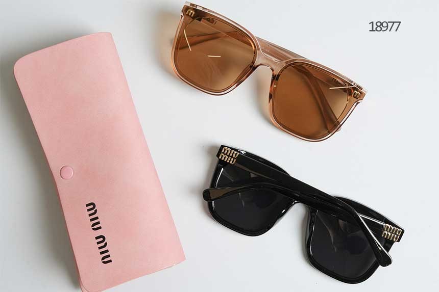 🔆 [MIUMIU] 미우미우 로고 스퀘어 선글라스🔆