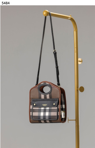 #버버리 [BURBERRY] 수입프리미엄급 미니 체크 가죽 토트백 신상 입고💢 #태그 #가방 #5484