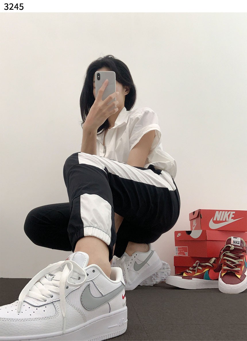 #나이키 [NIKE] 나이키 에어포스 1 '07 화이트 울프 그레이 세일💢💢💢 #태그 #신발 #3245