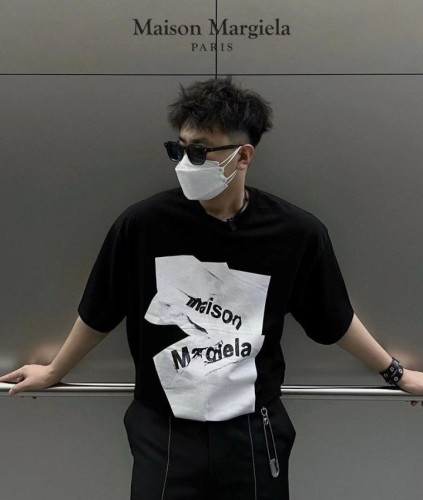💕 메* 마르지엘라 알파벳 링클프리 로고 티셔츠