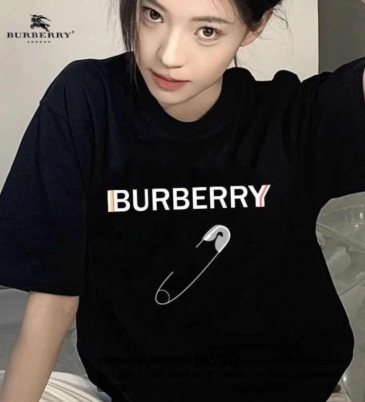 💕 버** 클립 디자인 반팔 티셔츠