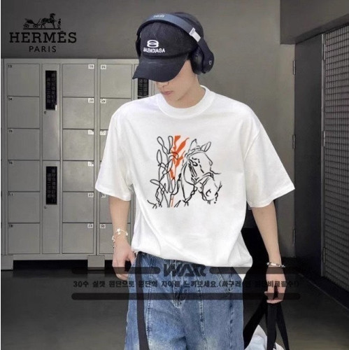 💕 에*** 말 선 포인트 디자인 반팔 티셔츠