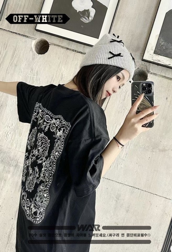 💕 오* 화이트 무늬 디자인 반팔 티셔츠