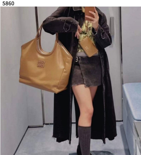 💕 미*** 수입프리미엄급 아이비 가죽백 라지백