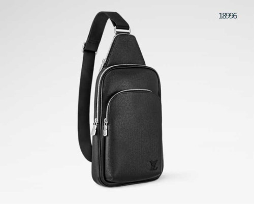 🔆 [Louis Vuitton] 루이비통 에비뉴 타이가 LV 슬링백 🔆