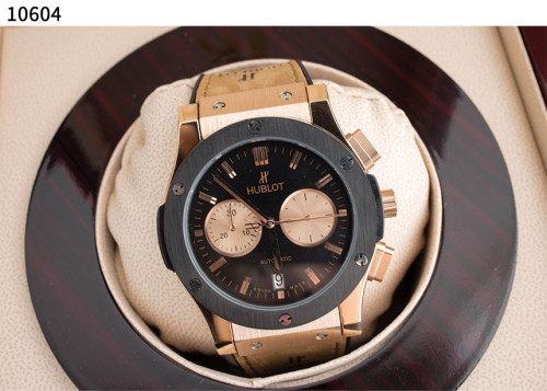 #위블로 [Hublot] 위블로 Classic 퓨젼 골드블랙 다이얼 신상입고💢 #시계 #10604