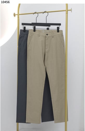 #브루넬로쿠치넬리 [Brunello Cucinelli] 남성 베이직 코튼 팬츠 신상입고💢 #하의 #팬츠 #10456