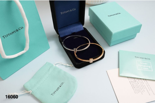 🔆 [TIFFANY & CO] 티파니앤코 T'다이아몬드 힌지디 와이어 뱅글 🔆