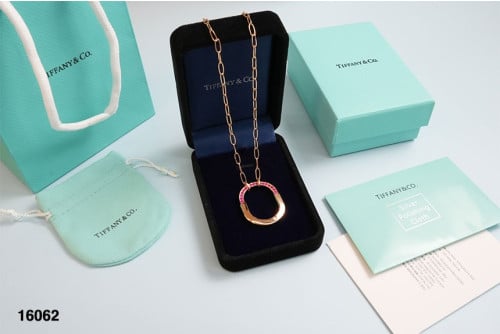 🔆 [TIFFANY & CO] 티파니앤코 락 로제 에디션 핑크 사피이어 네크리스 🔆