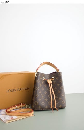 ❗ #루이비통 [Louis Vuitton] 네오노에 BB 버킷백 신상입고❗ #가방