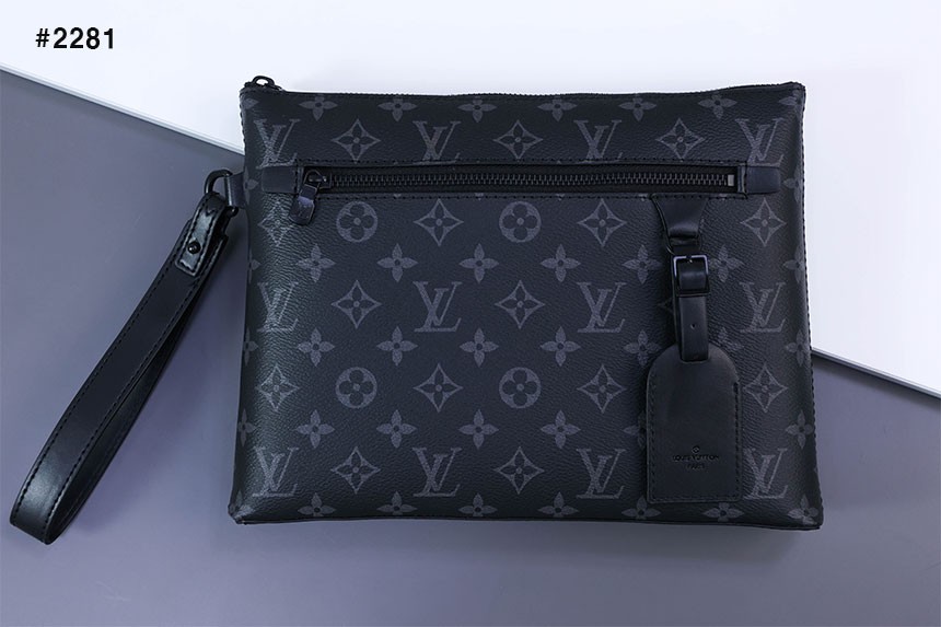 🍀 [LOUIS VUITTON] 루이비통 테이크오프 이클립스 모노그램 클러치 백 🍀