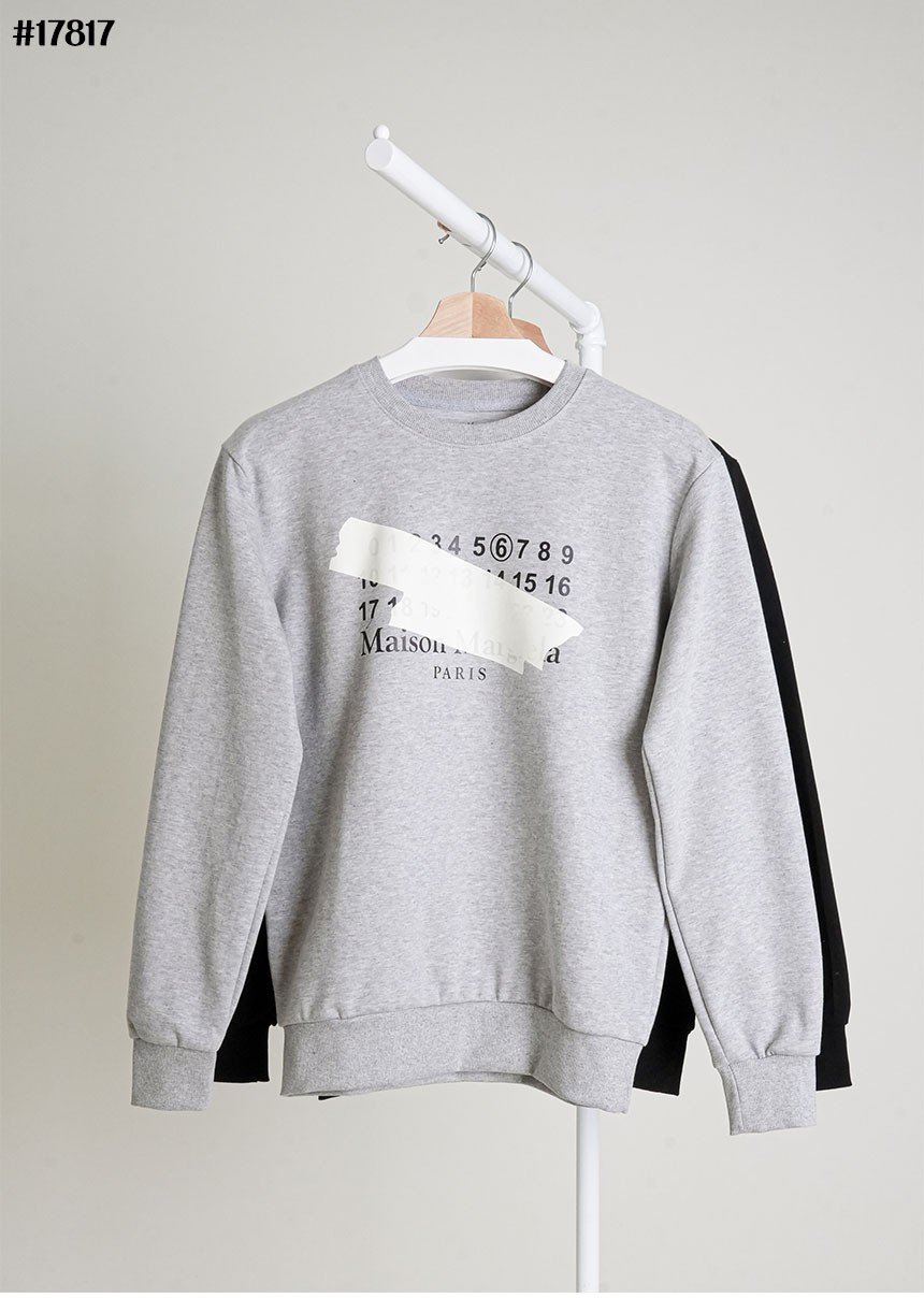 🔆 [Maison Margiela] 메종마르지엘라 디지털 테이프 프린팅 크루넥 맨투맨 티셔츠 🔆