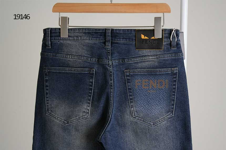 🔆 [FENDI] 팬디 몬스터아이 패치 데님 팬츠 🔆