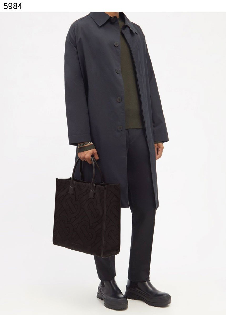 #버버리 [BURBERRY] 수입고급 모노그램 자카드 토트백 신상 입고💢 #태그 #가방 #5984