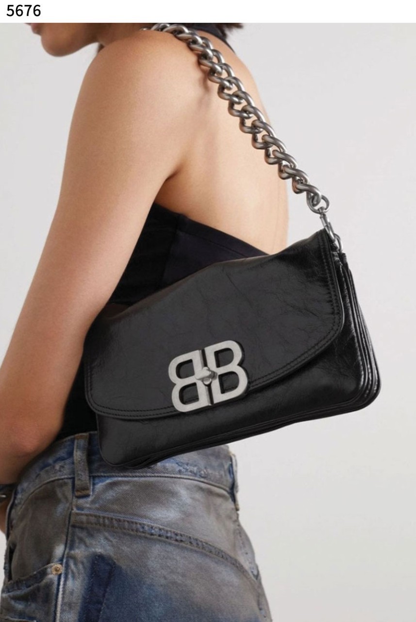 #발렌시아가 [BALENCIAGA] 수입프리미엄급 여성 BB SOFT 스몰 플랩 백 블랙 신상 입고💢 #태그 #가방 #5676
