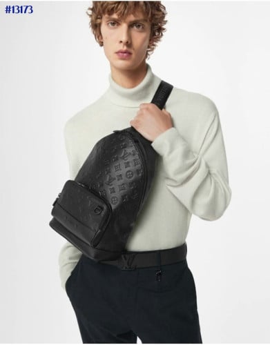 🔆 [Louis Vuitton] 루이비통 모노그램 레이서 슬링 백 블랙 🔆