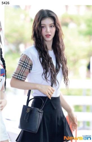#버버리 [BURBERRY] 수입프리미엄급 TB 미니 버킷백 신상 입고💢 #태그 #가방 #5426
