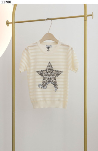 #디올 [Christian Dior] 디올 여성 스트라이프 별 니트 신상입고💢 #상의 #니트 #11288