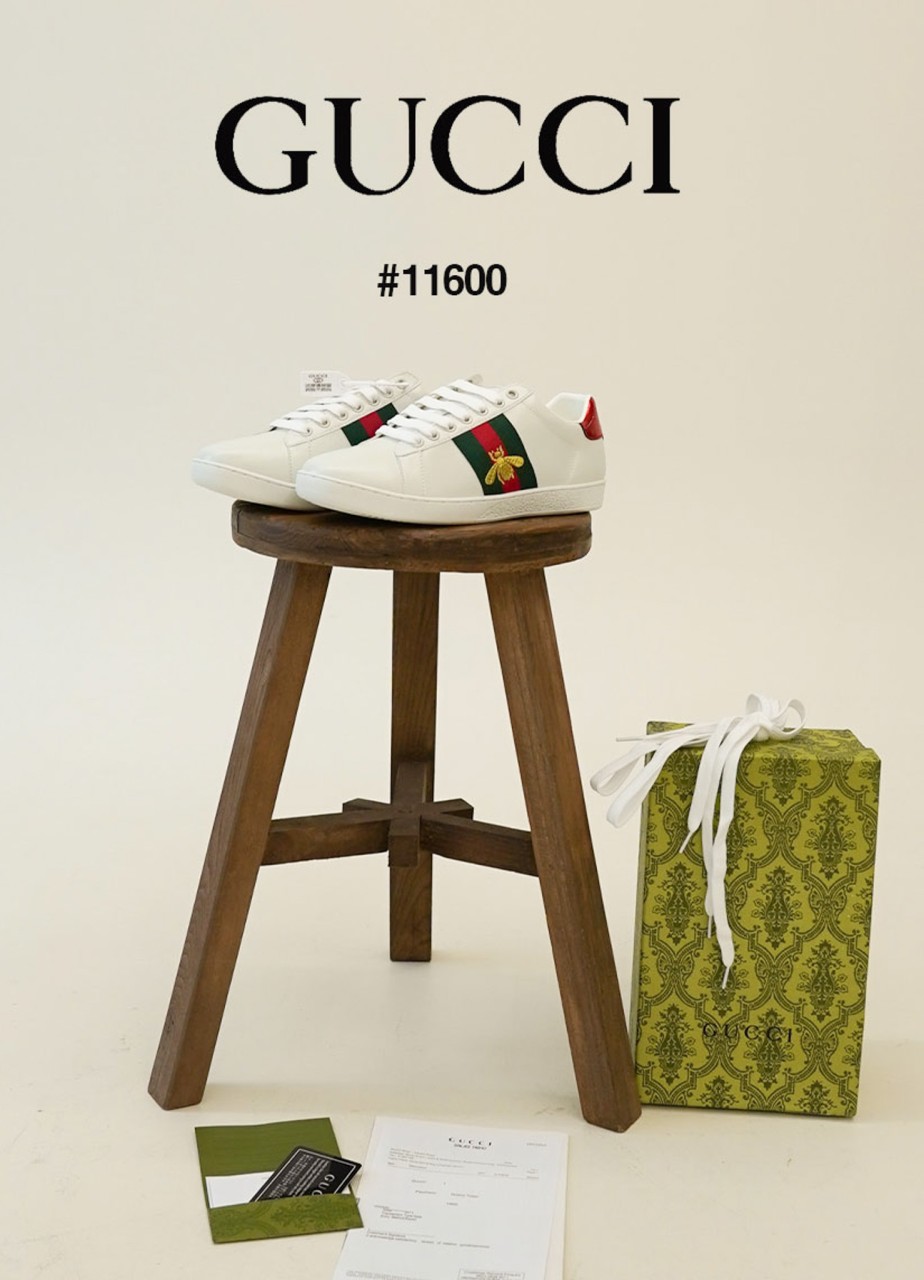 🔆[GUCCI] 구찌 에이스 남여공용 벌 자수 레더 스니커즈 🔆