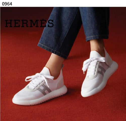 #에르메스 [HERMES] 수입프리미엄급  에르메스 CREW 스니커즈 세일💢💢💢 #태그 #신발 #0964