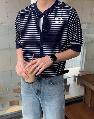 💕 미*** 멘션 스트라이프 라운드 반팔 가디건