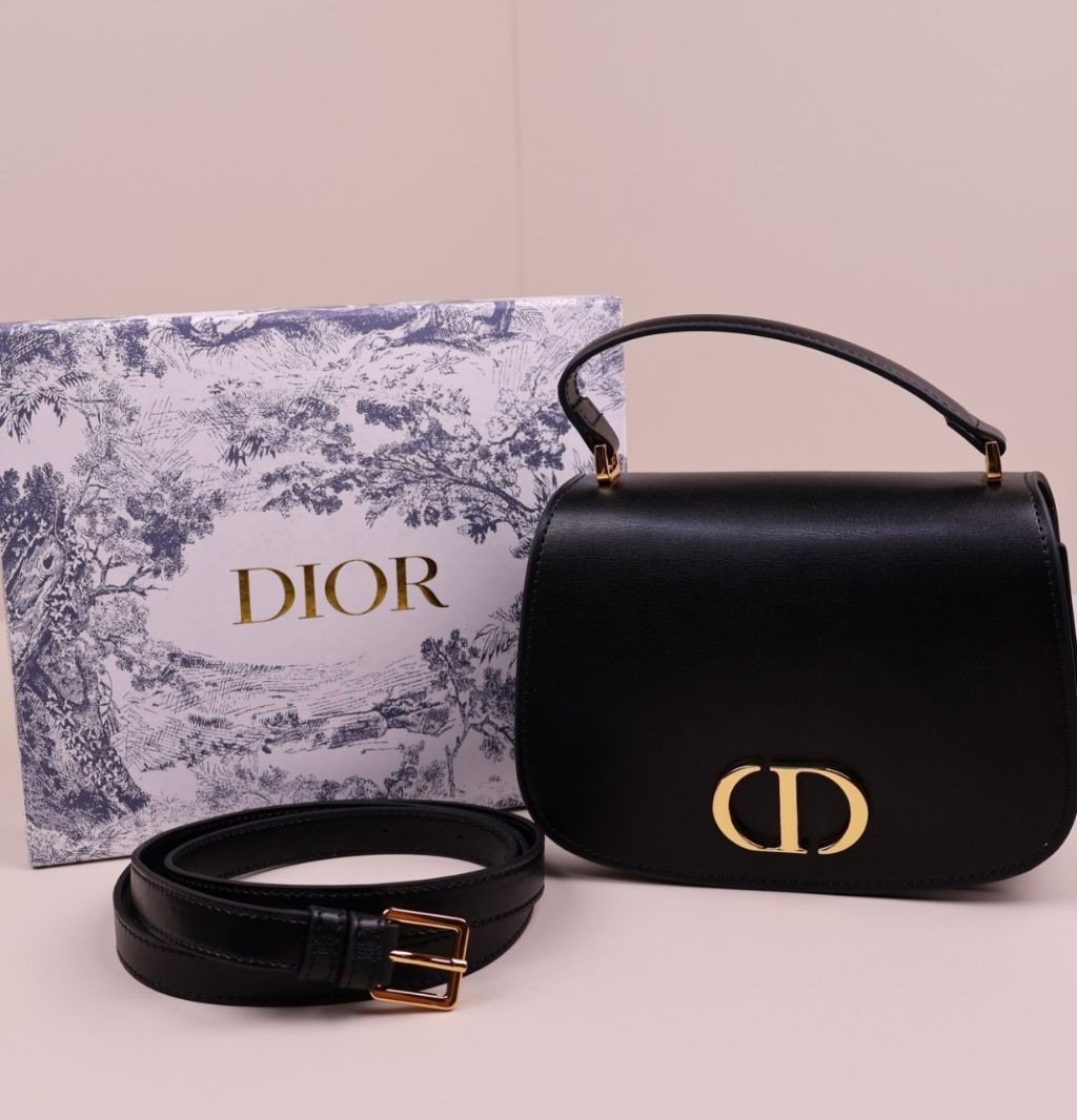 디올 오블리크 미디엄 바비백