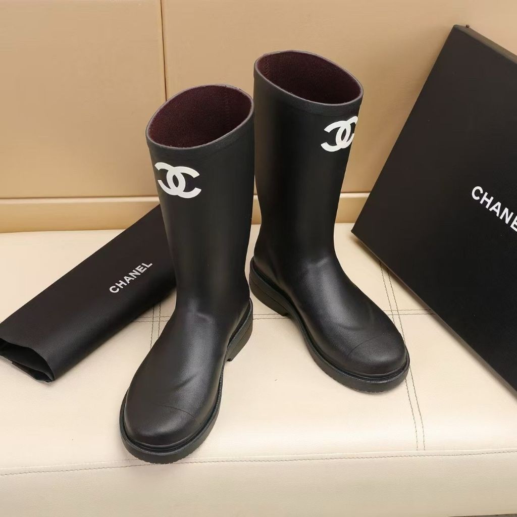 샤넬 CC 로고 레인 부츠