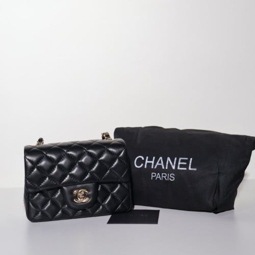 샤넬 램스킨 쁘띠 삭 미니 클래식 금장 체인백