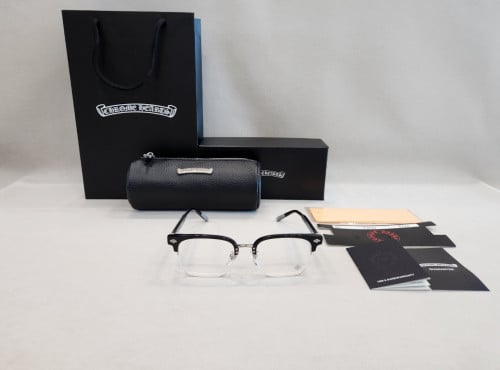 크*** 니너스 (NEENERS) 이용준 반무테 안경테 입고~