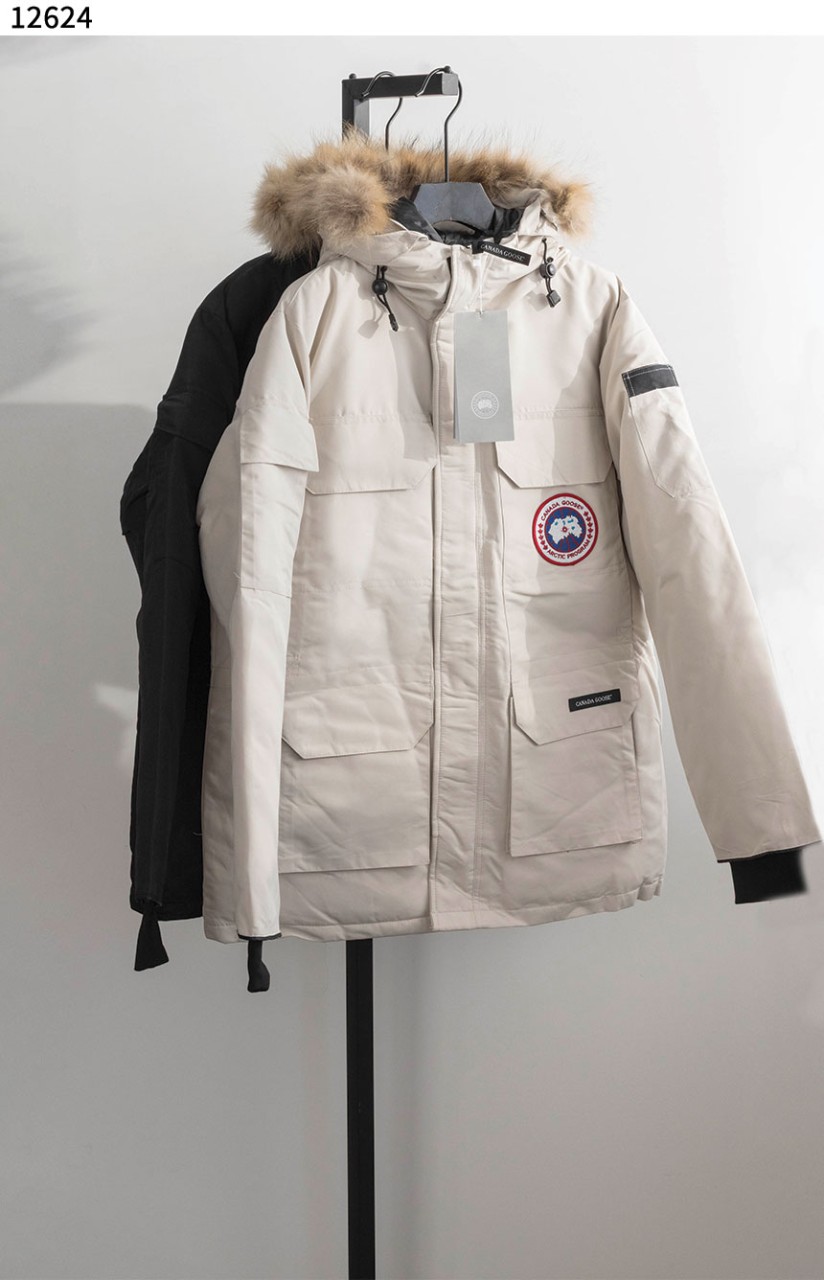 #캐나다구스 [CANADA GOOSE] 클래식 로고 털넥 후드 카고 패딩 신상입고💢 #상의 #자켓 #12624